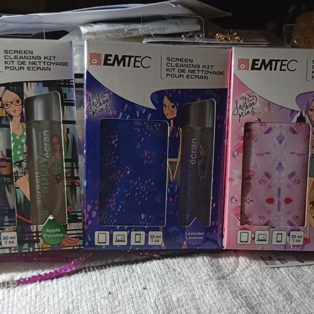 Screen Cleaning Kits (Lot Of 3) - Apple, Lavender, Rose